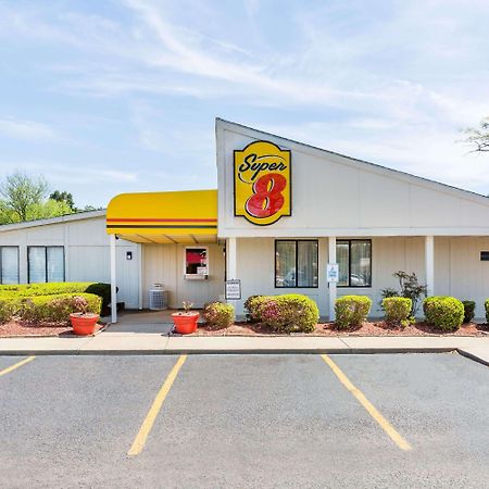 Super 8 by Wyndham Aberdeen Southern Pines Exterior foto