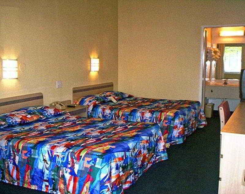 Super 8 by Wyndham Aberdeen Southern Pines Exterior foto